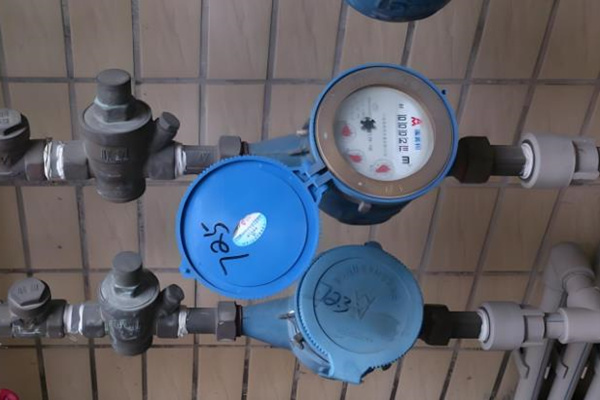 電子遠傳水表選購技巧，30年水表專家經驗總結！